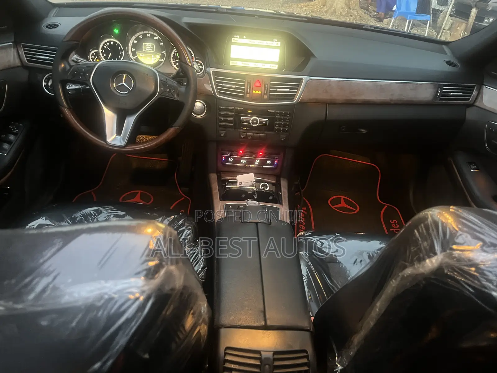 Mercedes-Benz E350 2011 Black