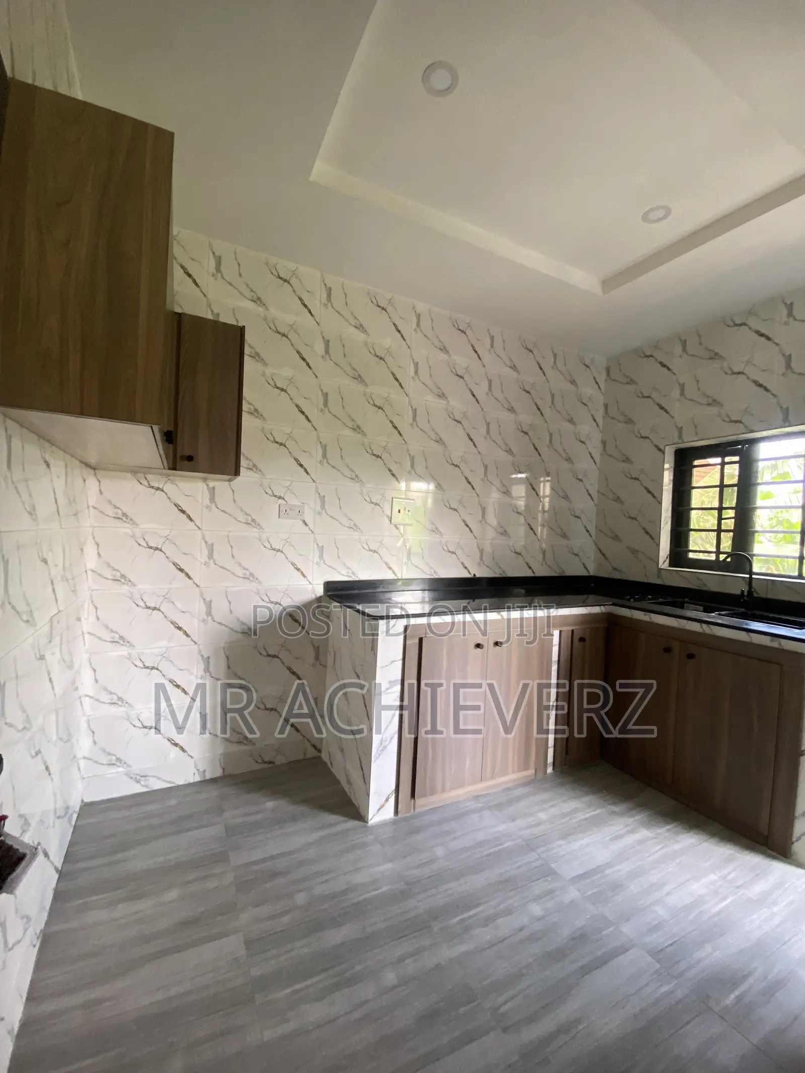 2bdrm Block of Flats in Jephta School, Obio-Akpor for rent
