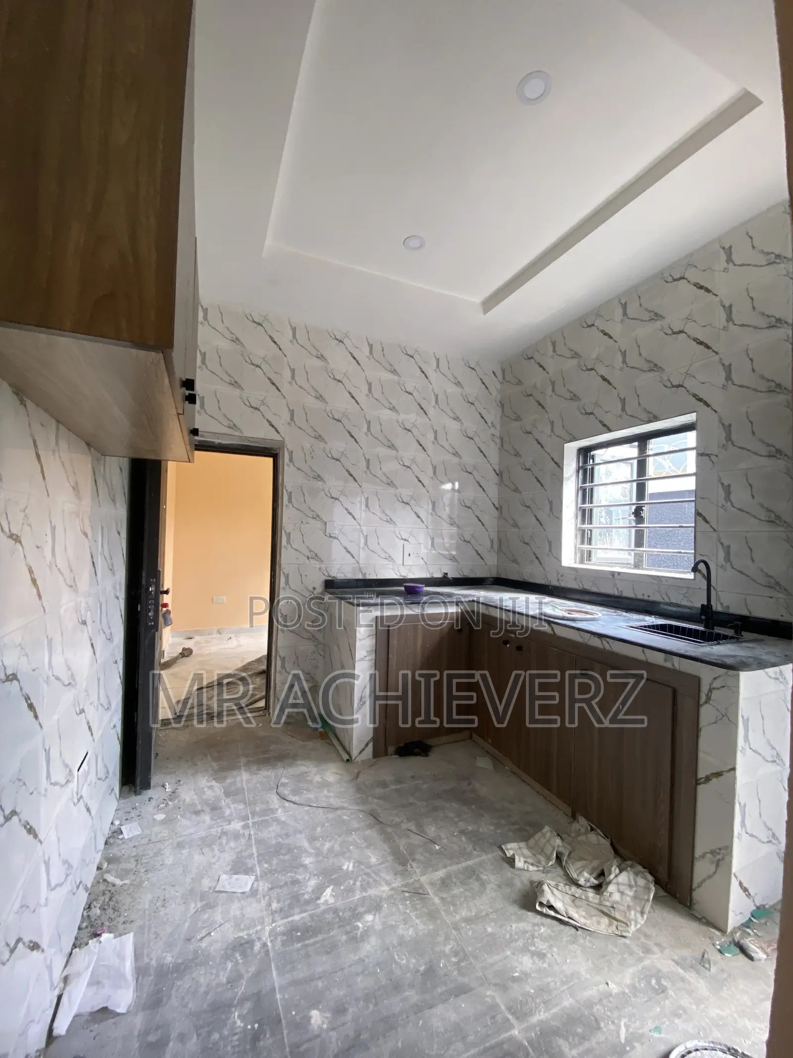 1bdrm Block of Flats in Jephta School Port, Obio-Akpor for rent
