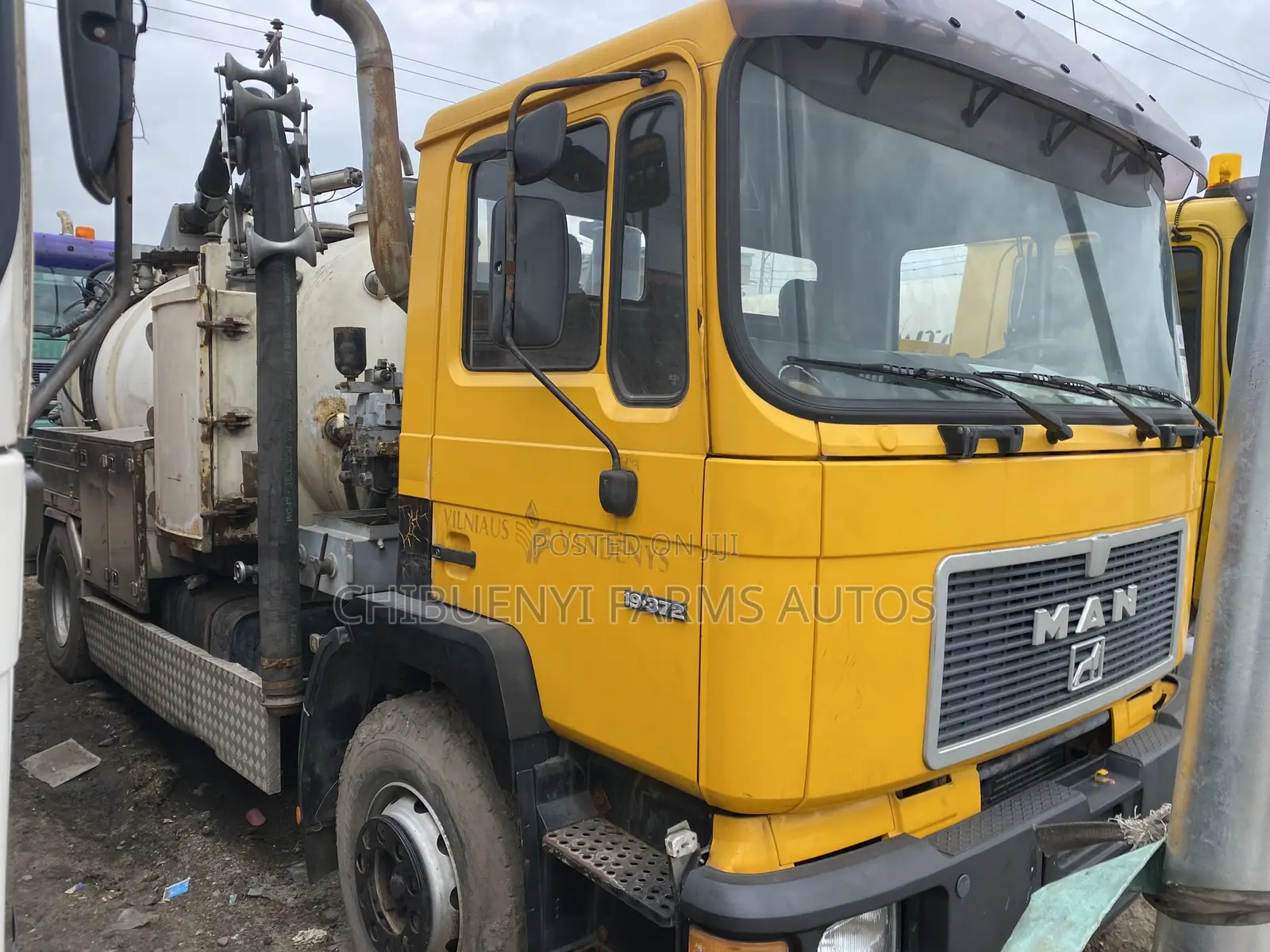 Sewage Vacuum Truck - 15k Liters