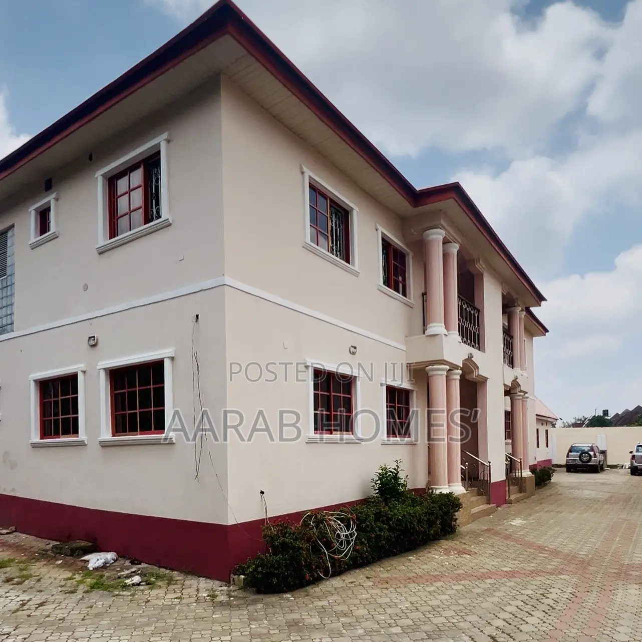 4bdrm Townhouse / Terrace in Gwarinpa for rent