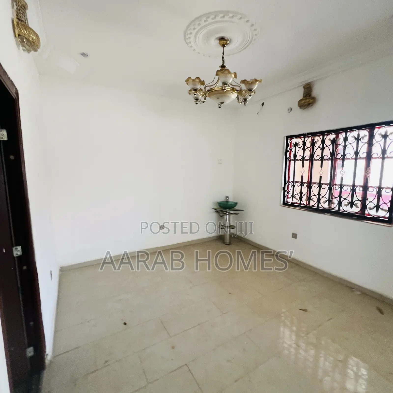 4bdrm Townhouse / Terrace in Gwarinpa for rent