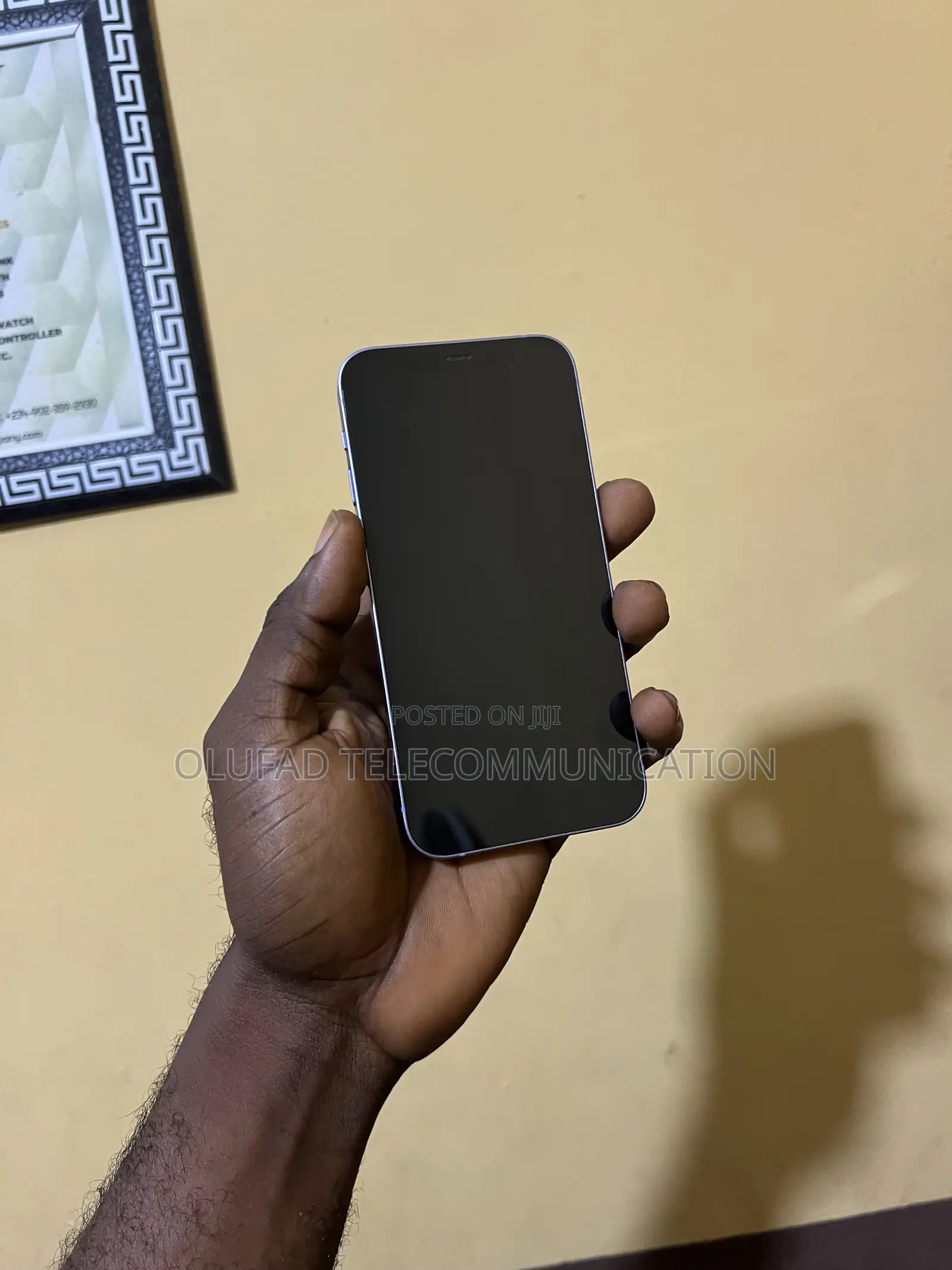Apple iPhone 12 64 GB