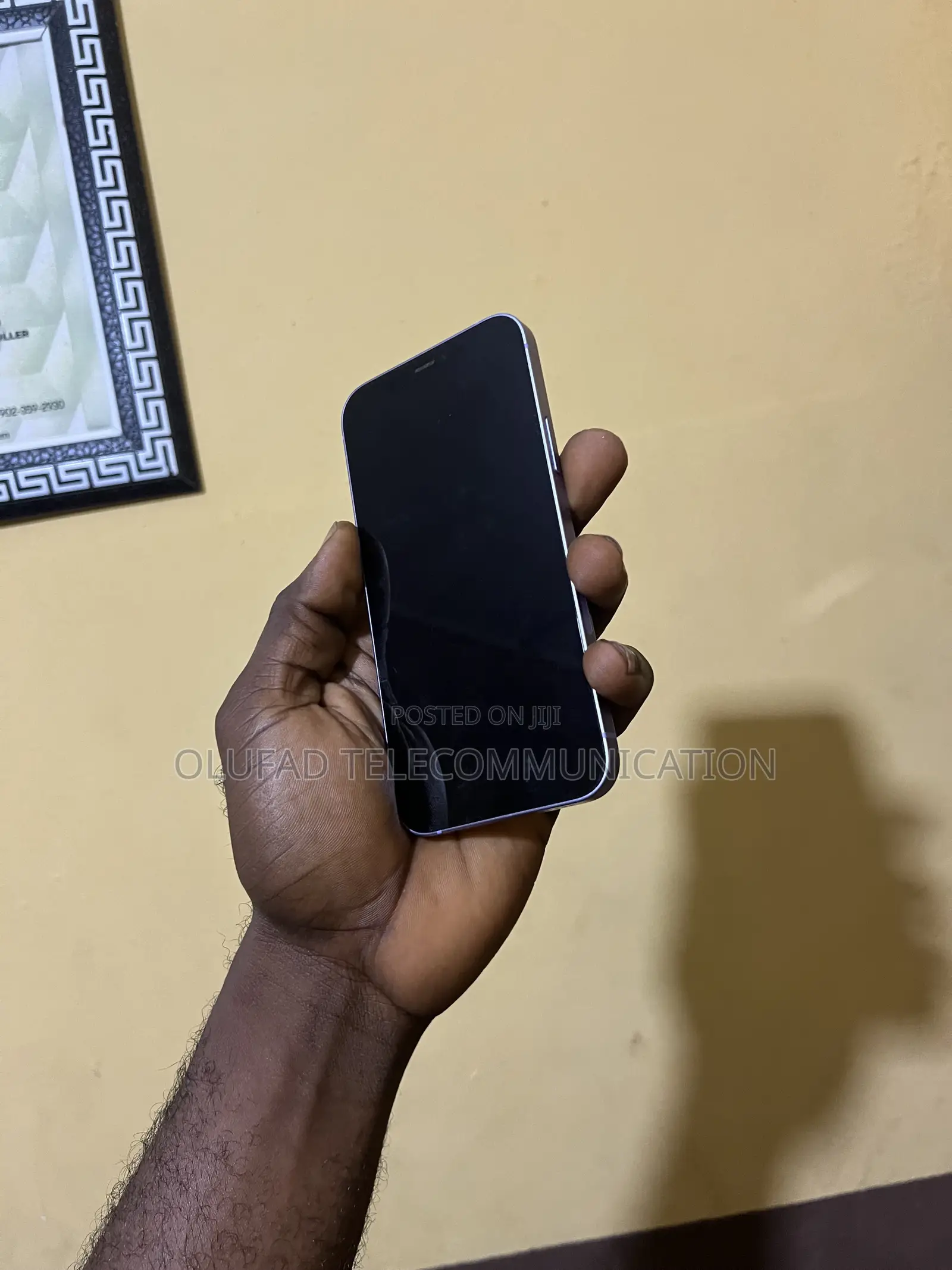 Apple iPhone 12 64 GB