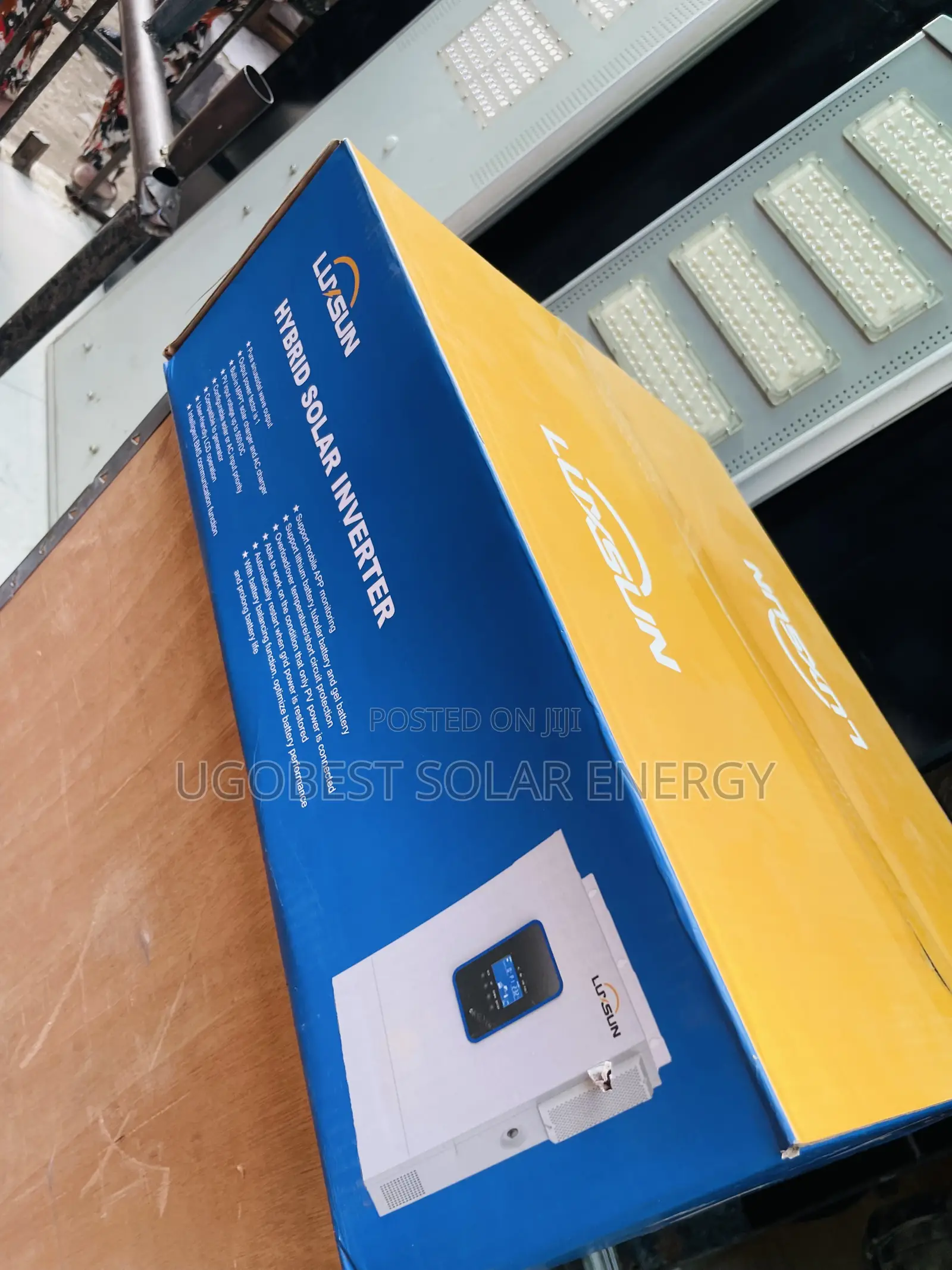 LƯXSUN 4.2kva 24v Inverter Hybrid