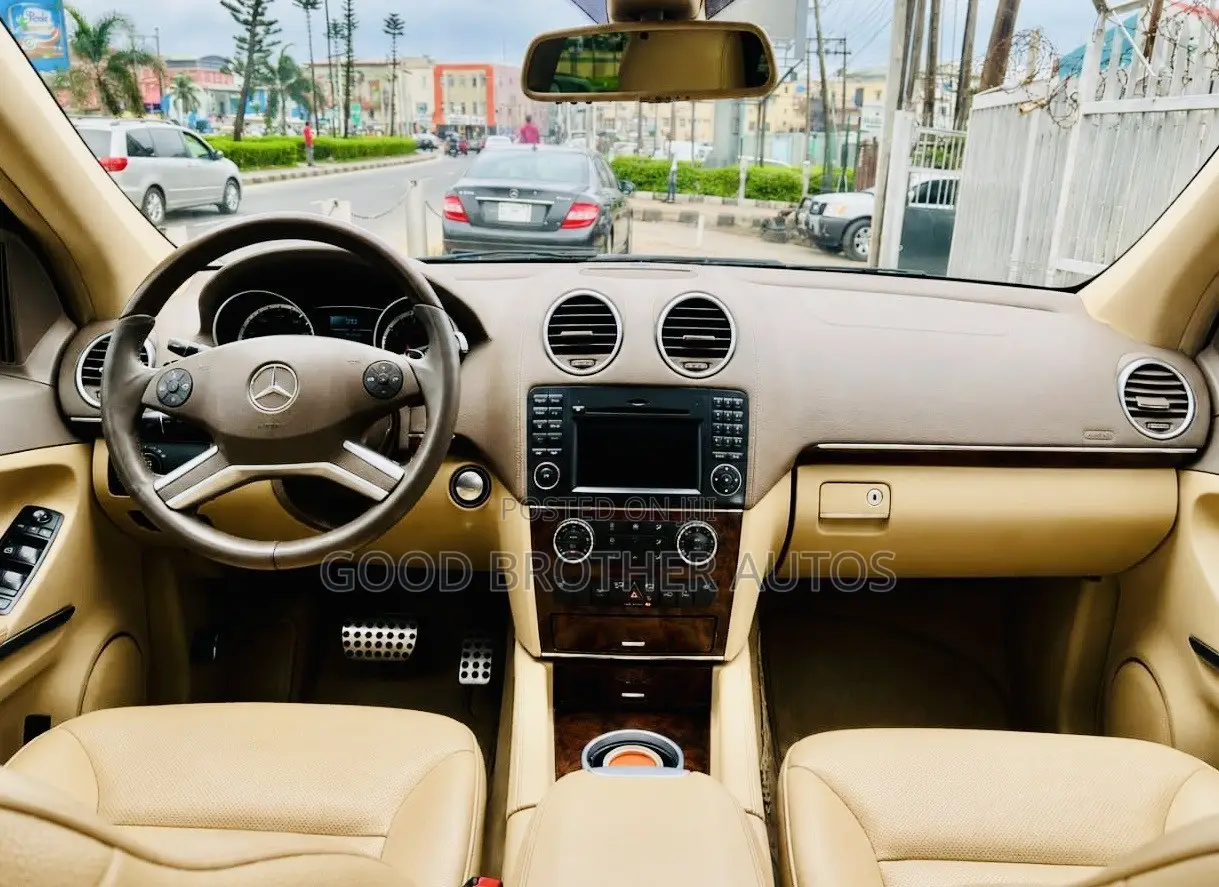 Mercedes-Benz GL-Class 2012 Blue