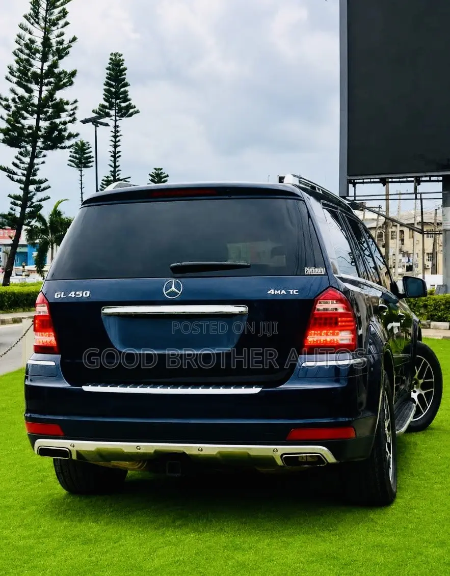 Mercedes-Benz GL-Class 2012 Blue