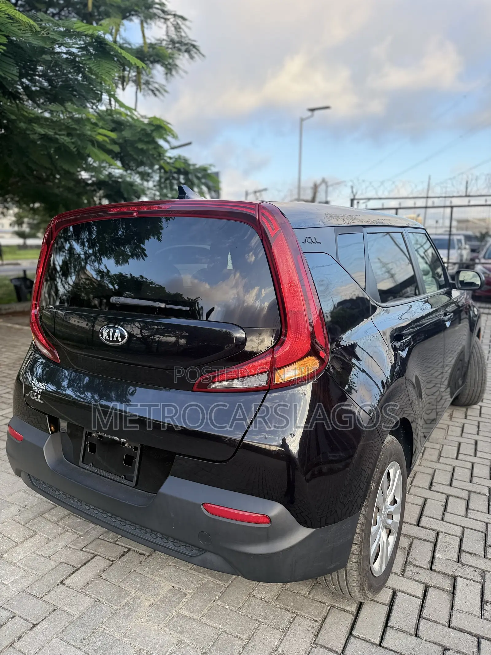 Kia Picanto 2021 Black