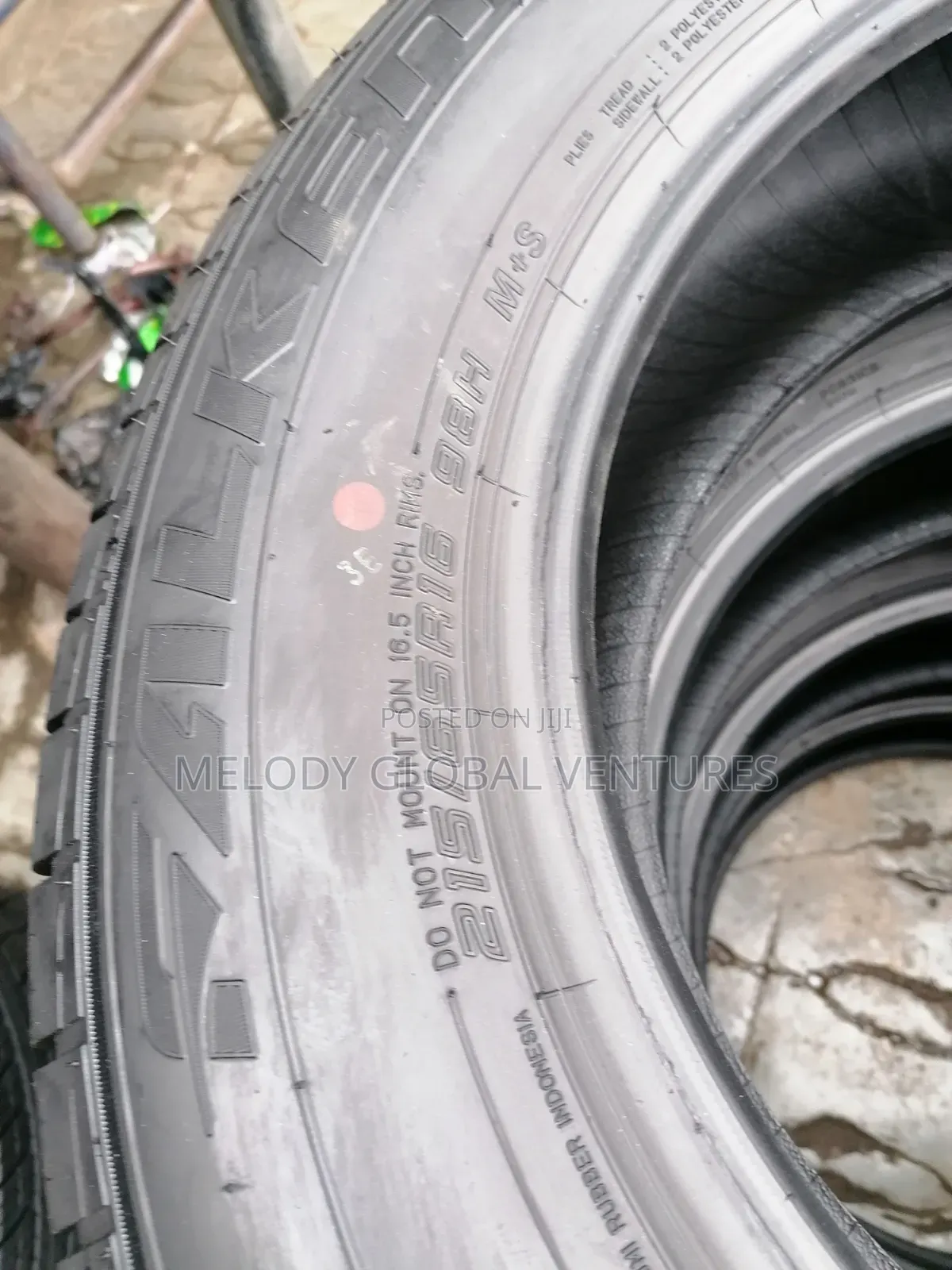 215/65r16 Grade One a ,Tokunbo Tires ,, Made in Indonesia