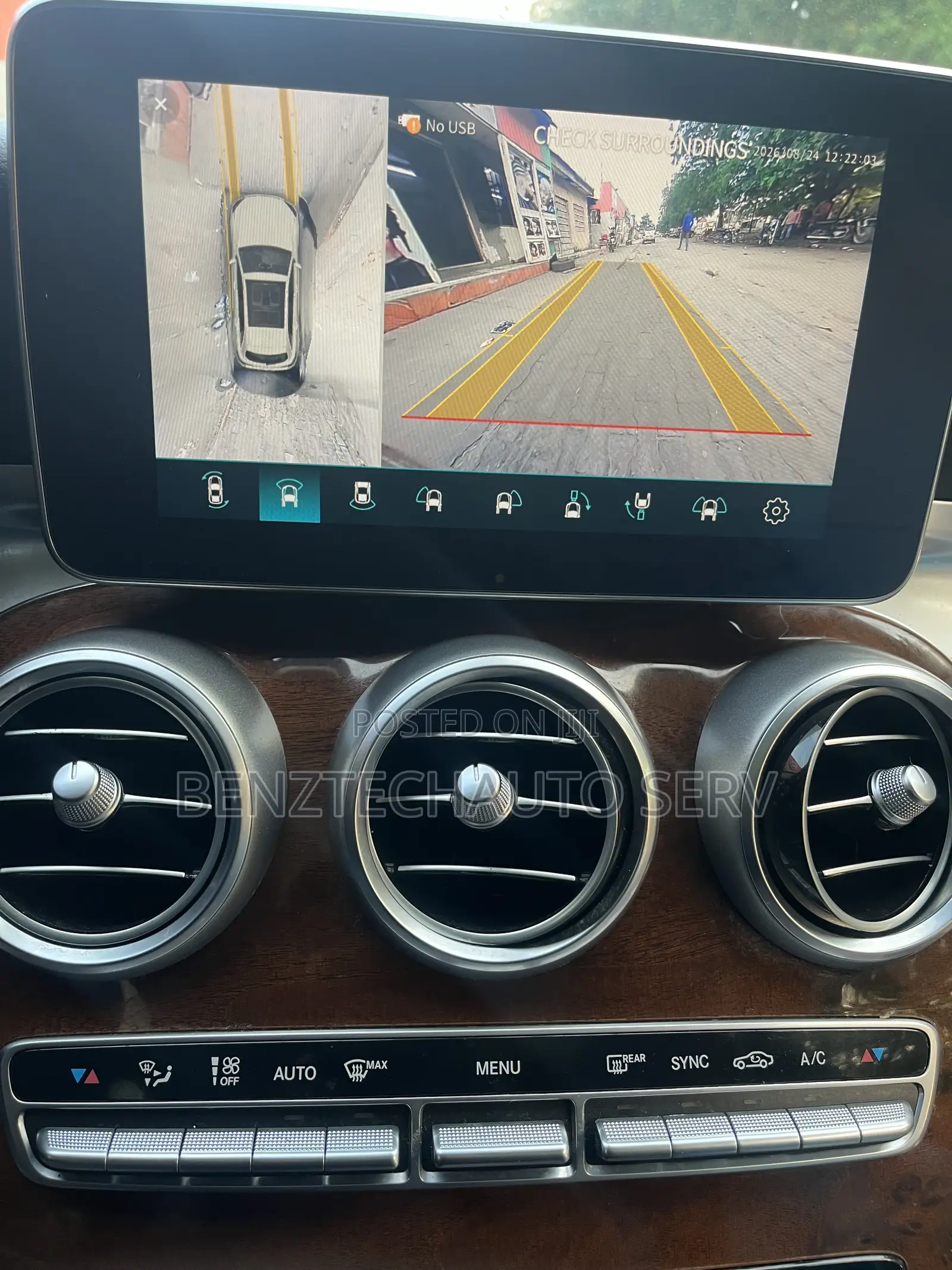 Mercedes Benz 360 Camera