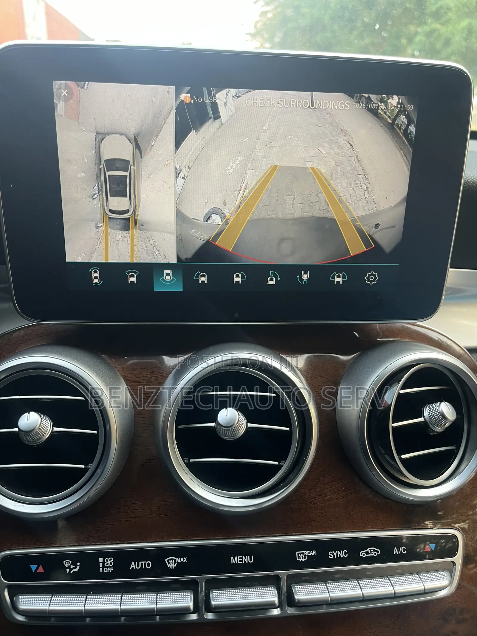 Mercedes Benz 360 Camera