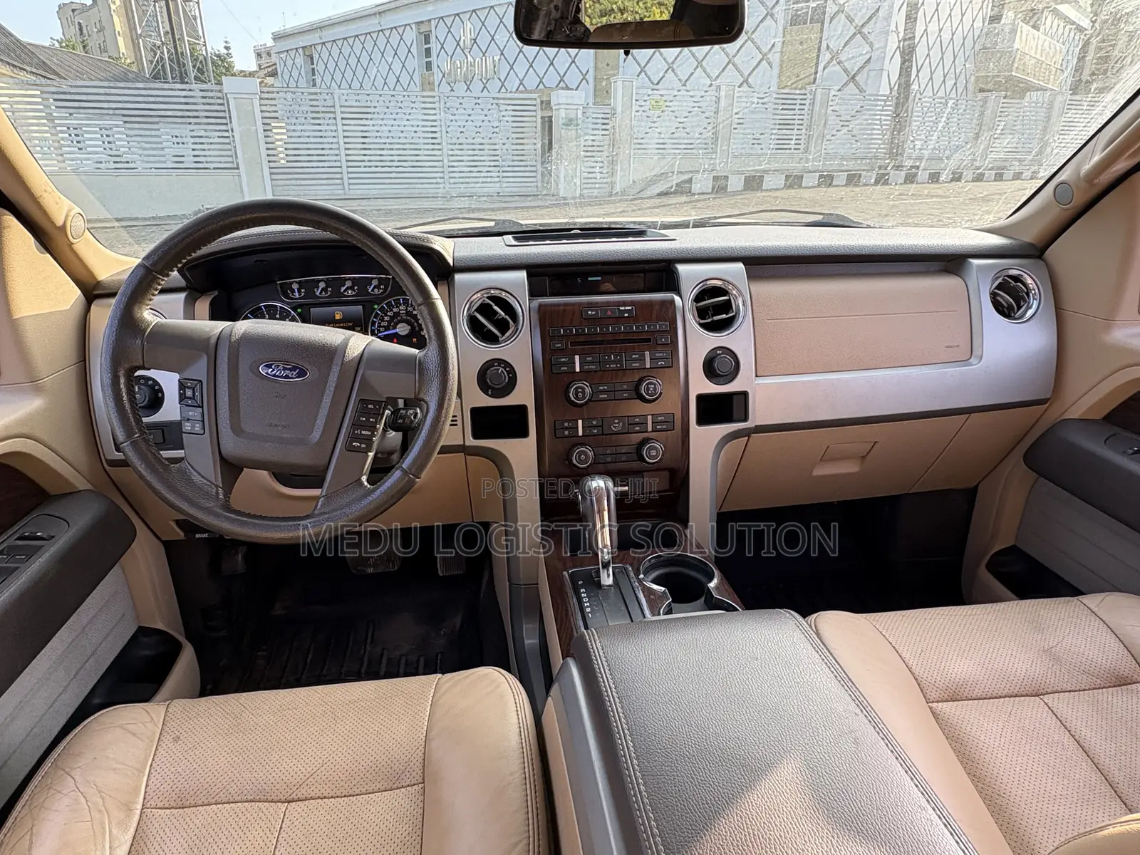 Ford F-150 Lariat 2010 Gold