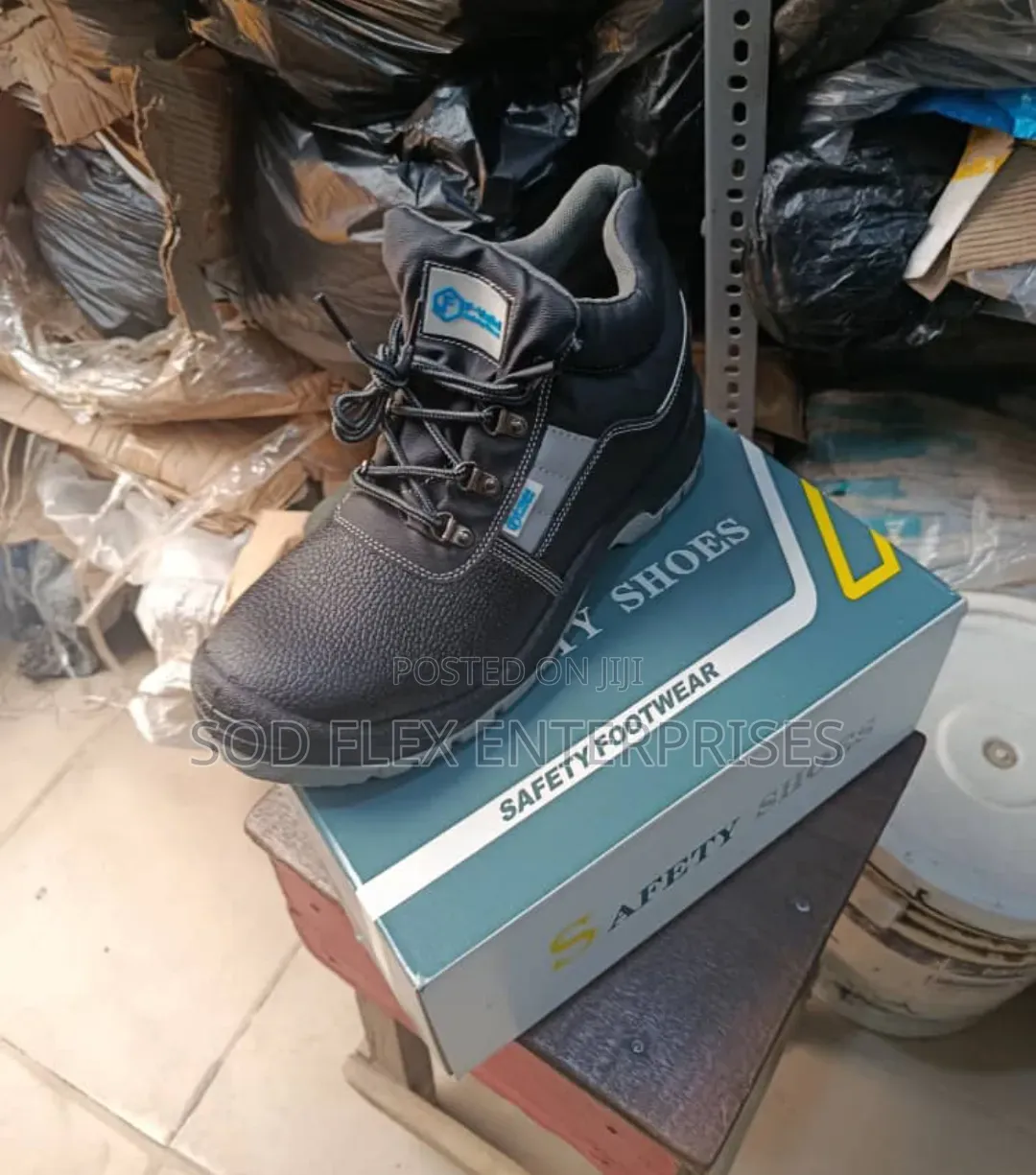 F-Valid Safety and Durable Safety Boot 🥾