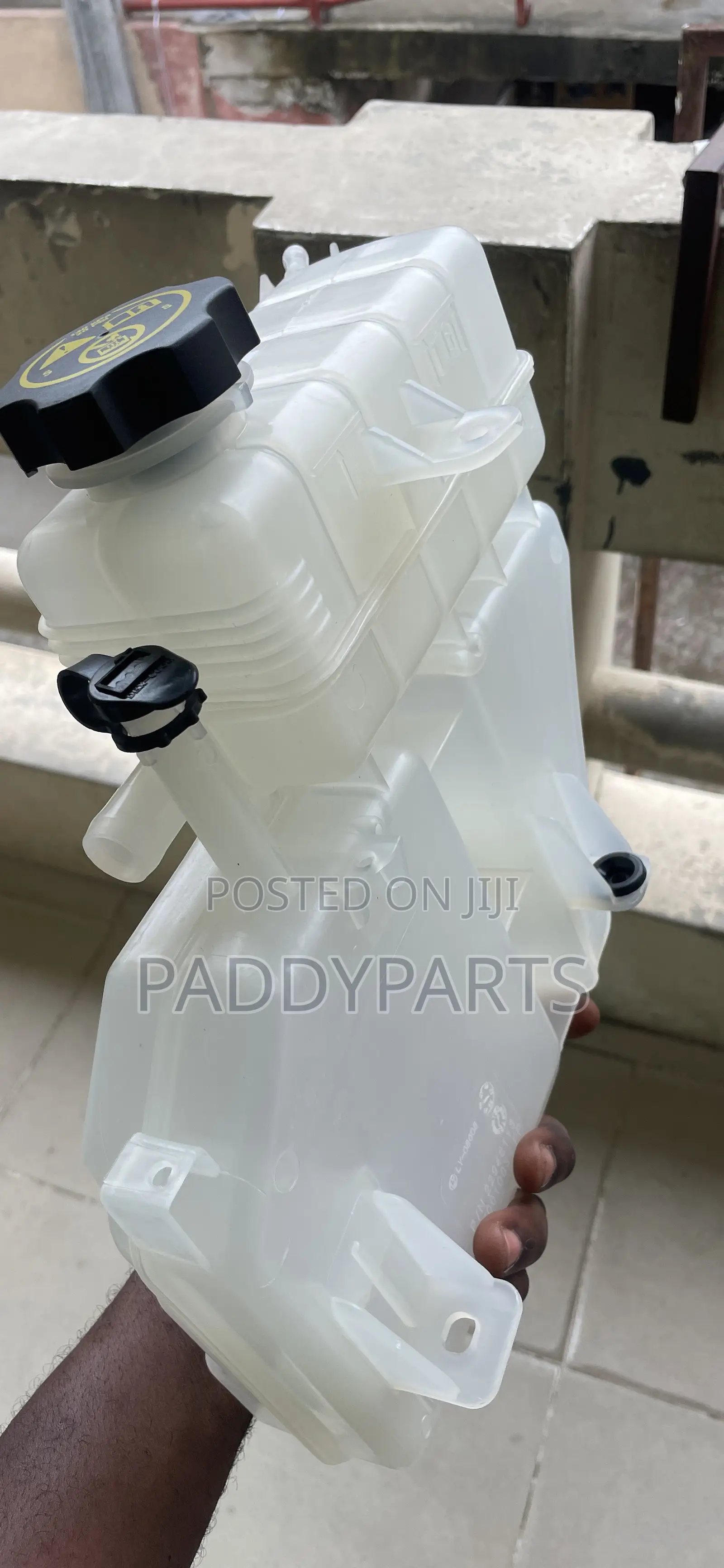 Cadillac CTS, ATS Engine Coolant Reservoir Tank 2013-2019 (22948113)
