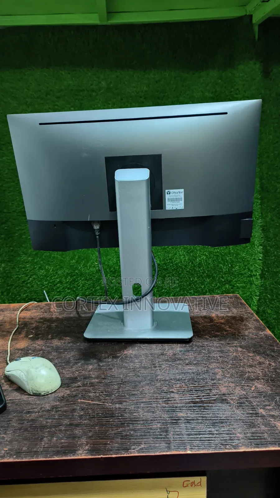 24 Inches Dell Ultrasharp Frameless Hdmi 1080p