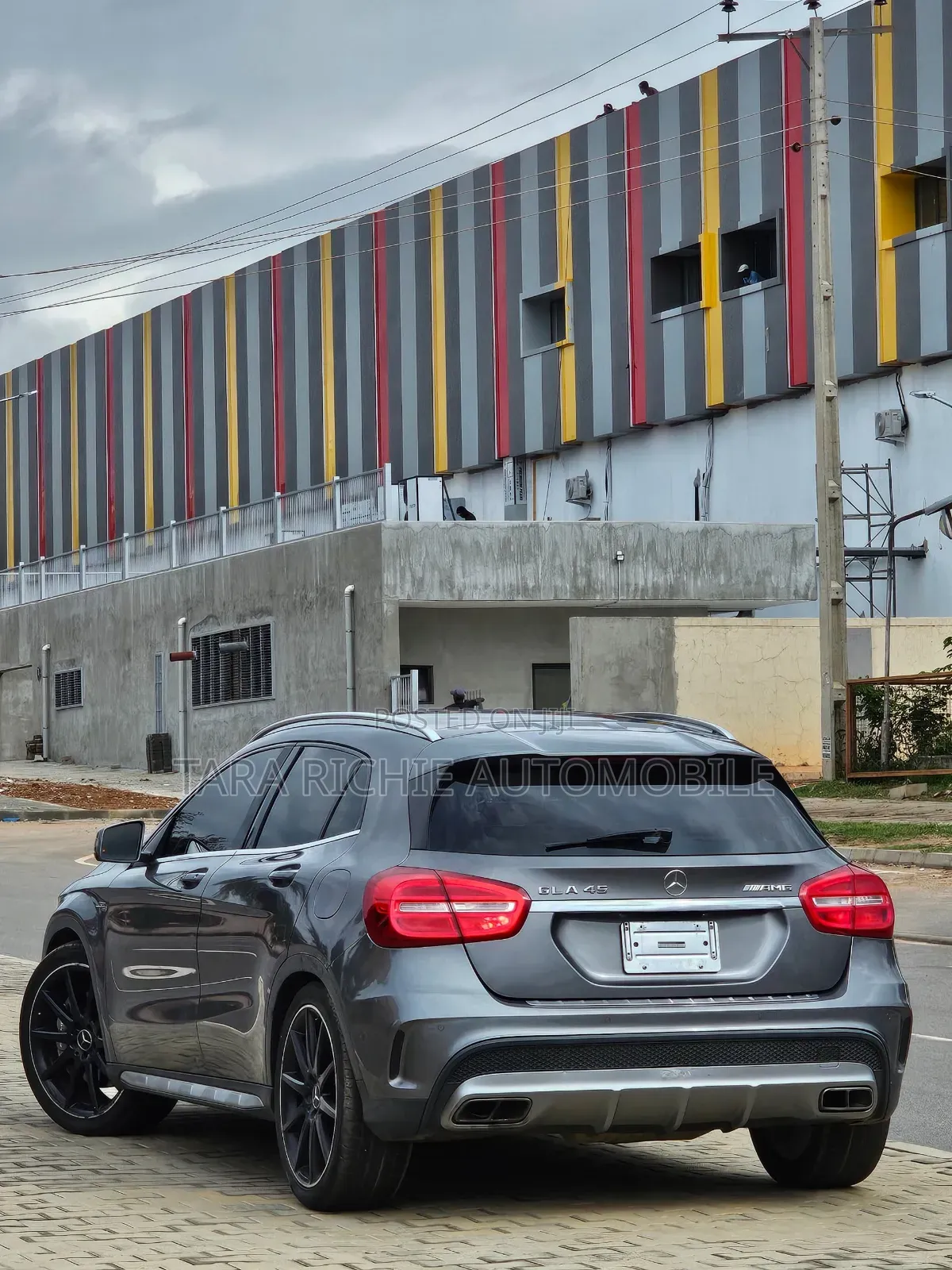 Mercedes-Benz GLA-Class 2016 Gray