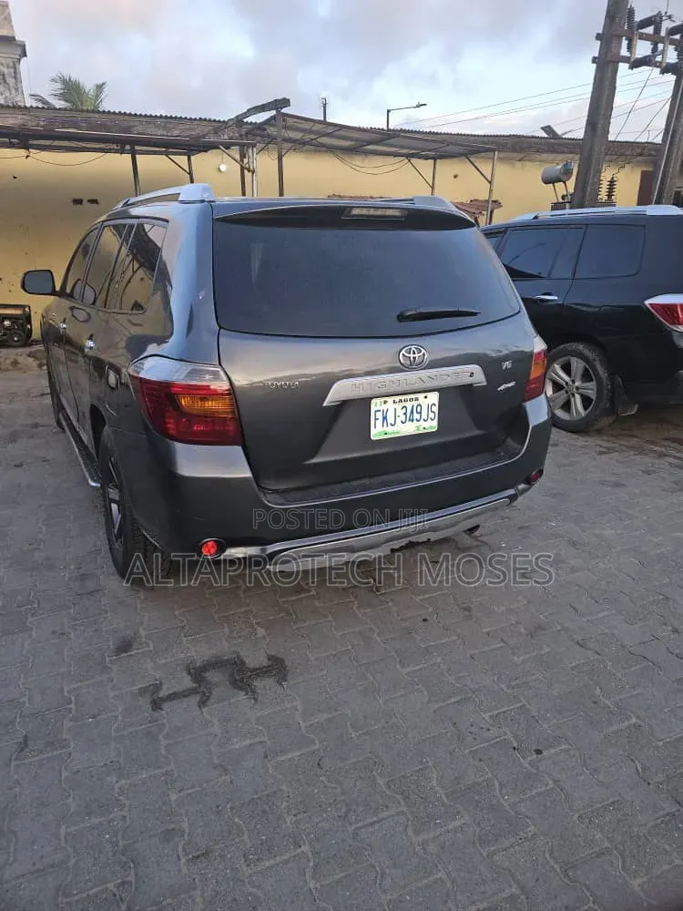 Toyota Highlander Sport 2008 Gray