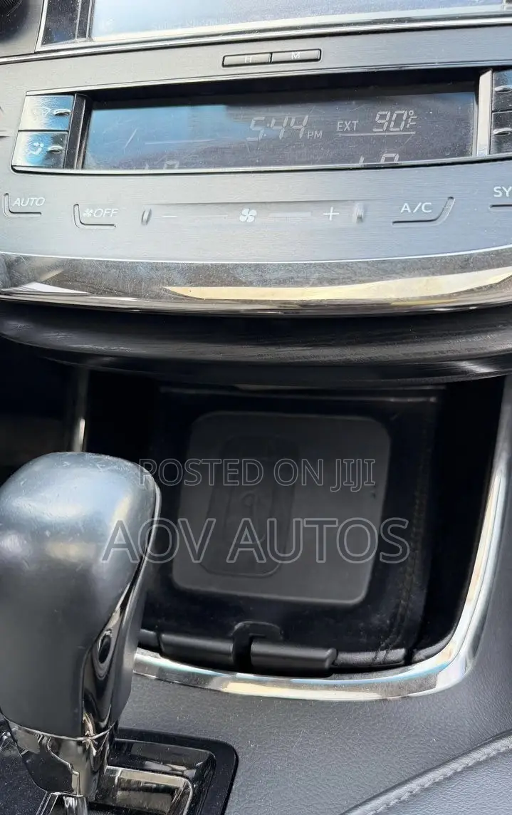 Toyota Avalon Touring Sedan FWD (3.5 6cyl 6A) 2017 Black