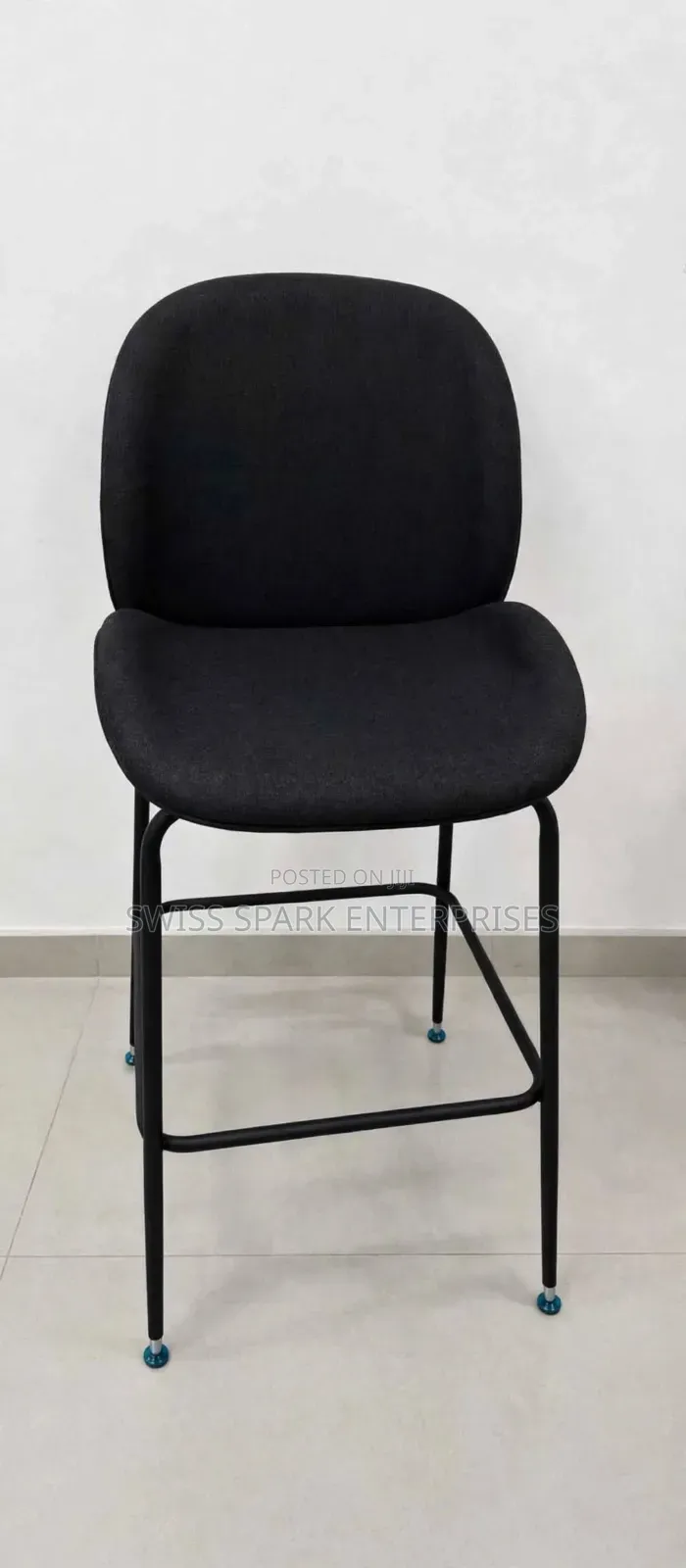 Luxury Black Bar Stool Chair - High Counter Chair / Kitchen Stool