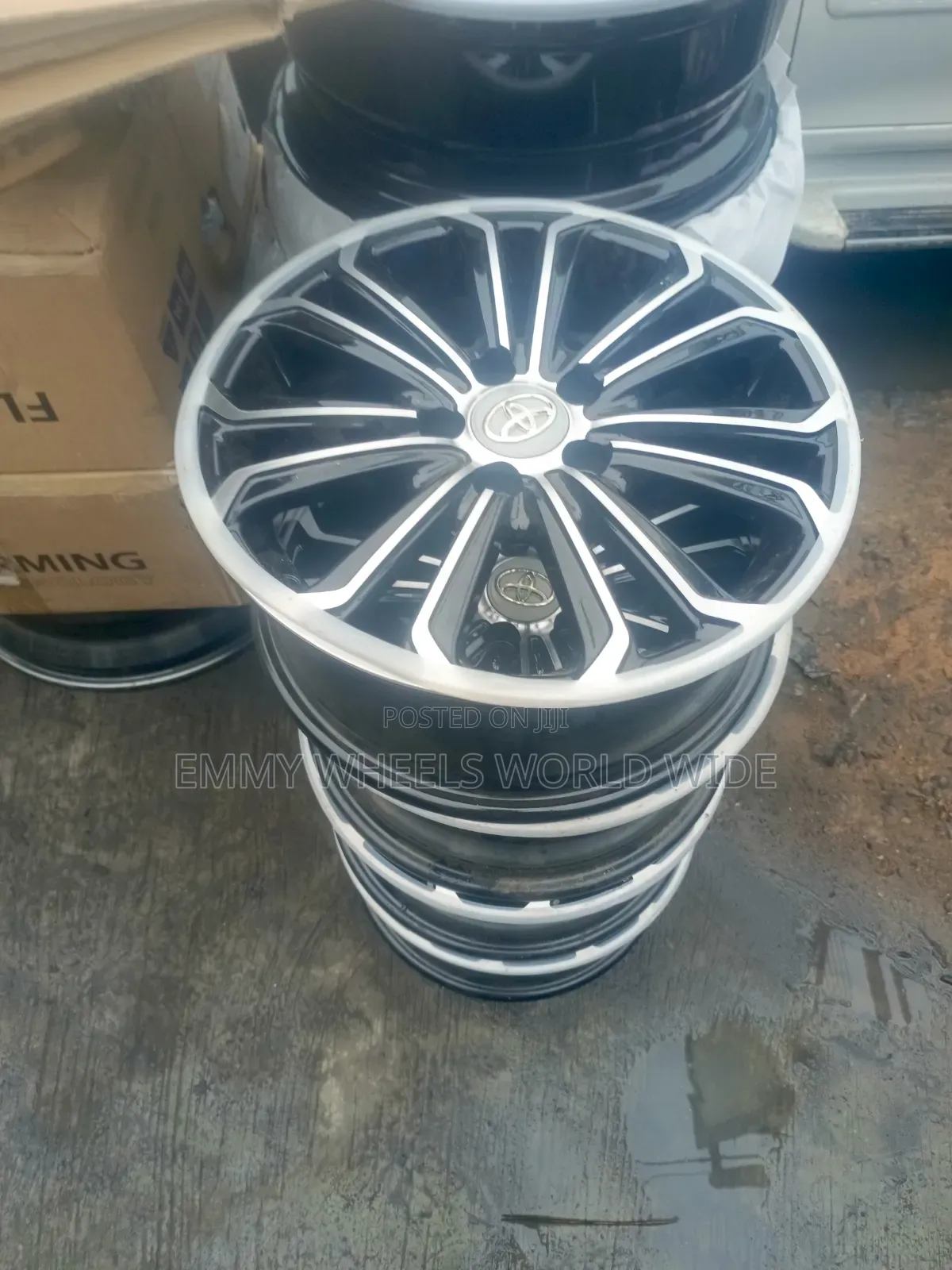 15inches for Toyota Corolla Black and Stainless