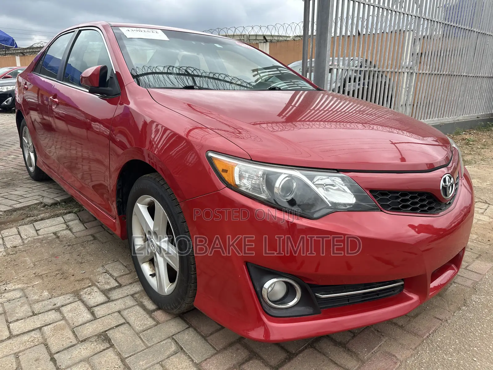 Toyota Camry SE 4dr Sedan (2.5L 4cyl 6A) 2013 Red