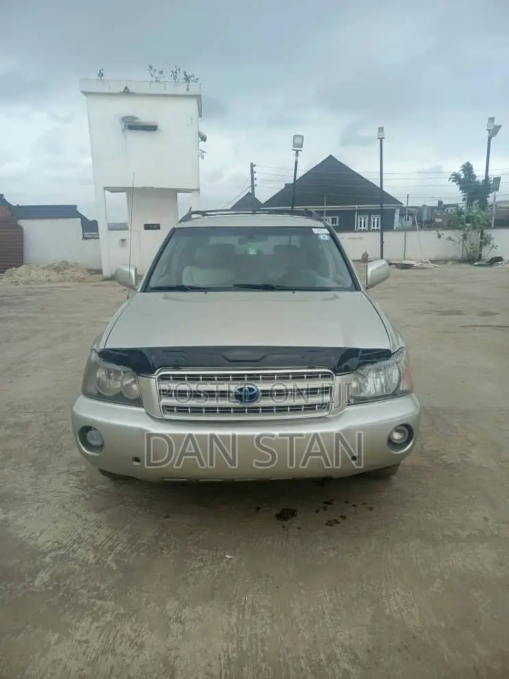 Toyota Highlander 2004 Brown