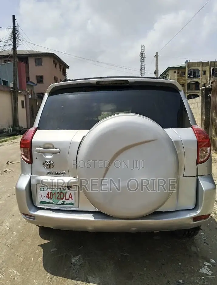 Toyota RAV4 2007 Silver