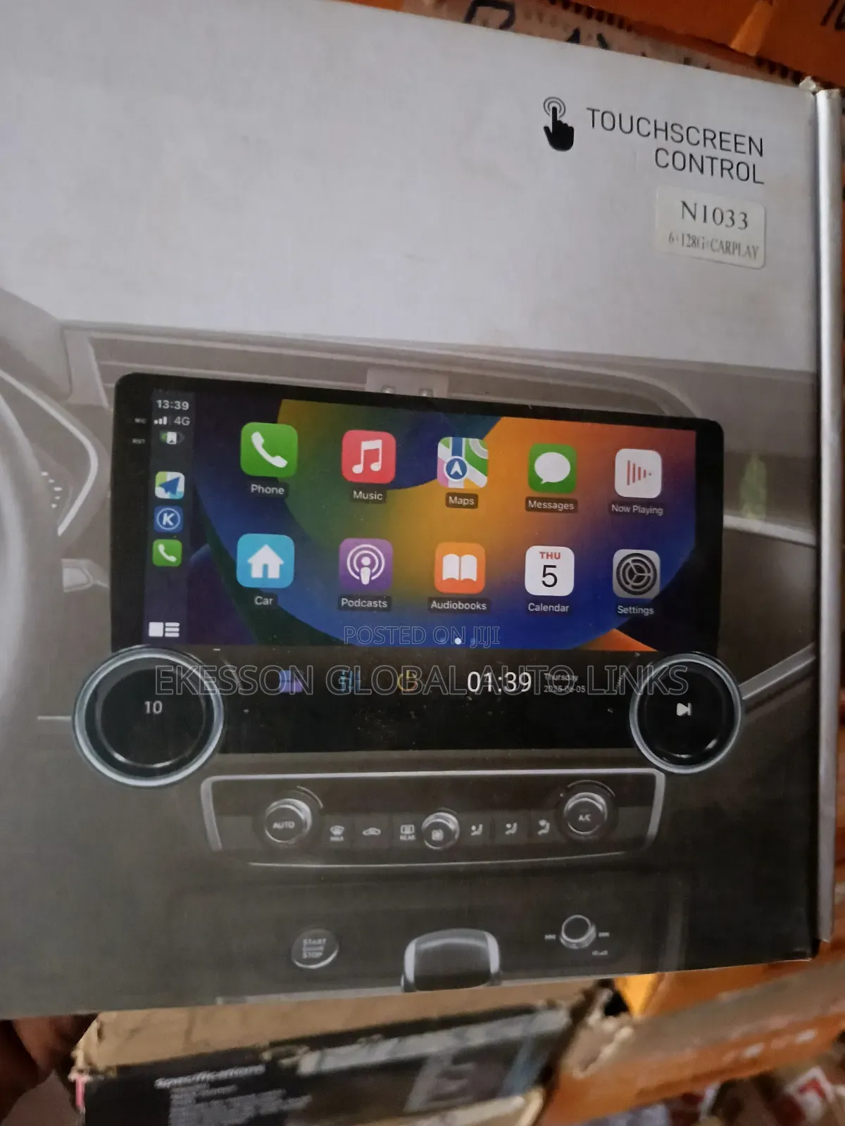 Latest Android Auto With Apple Car Play Screen With Rear Camera