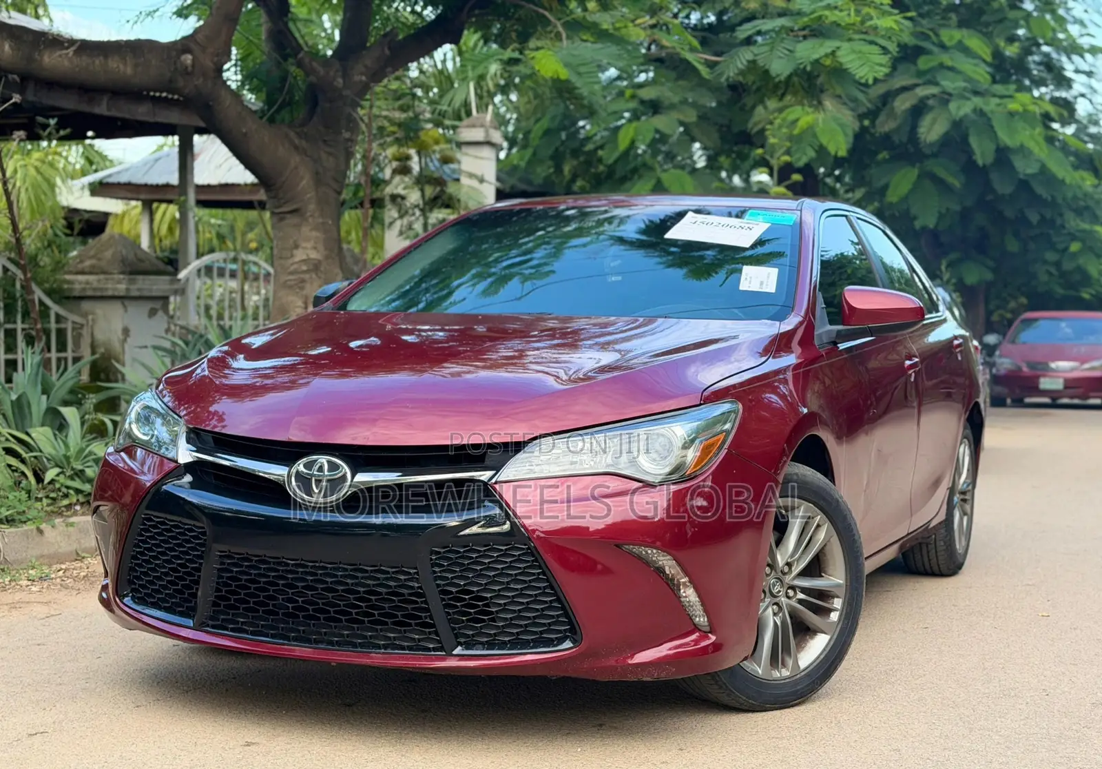 Toyota Camry SE 4dr Sedan (2.5L 4cyl 6A) 2017 Red
