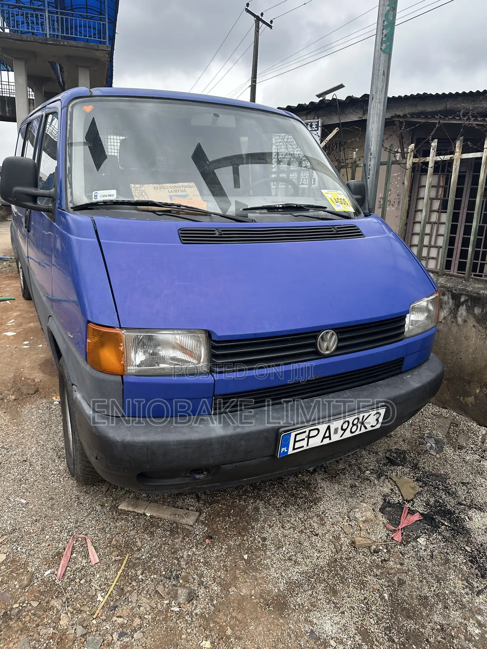 Volkswagen Caravell 1999 Blue