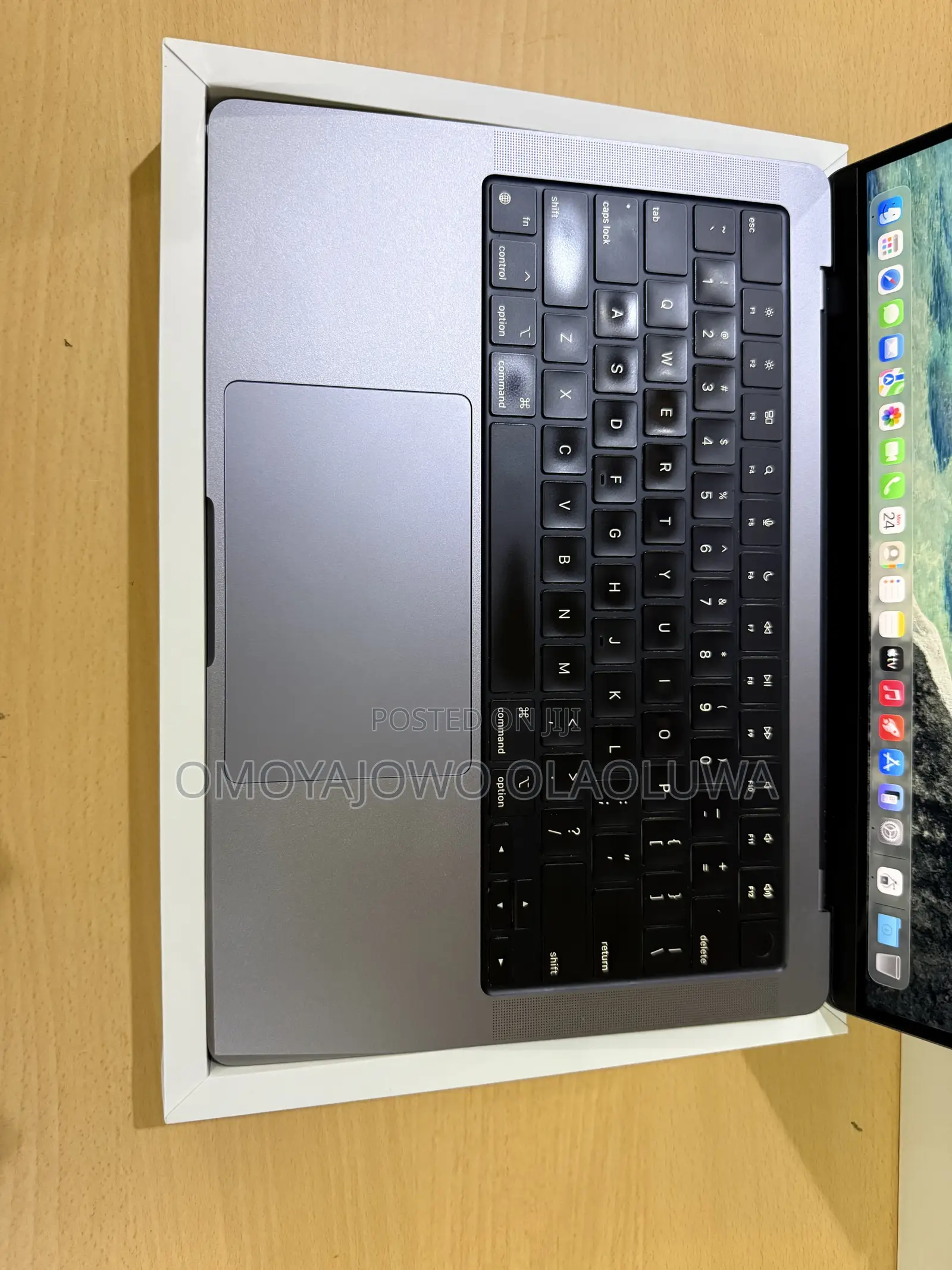 Laptop Apple MacBook Pro 2021 M1 16GB Apple M1 Pro SSD 512GB