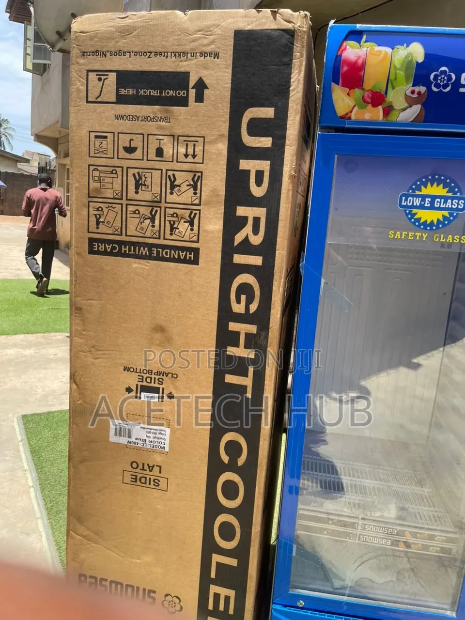 400L Snowsea Glass Door Showcase Chiller