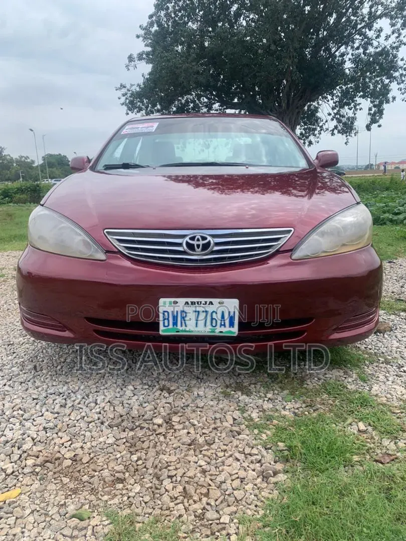 Toyota Camry 2004 Red