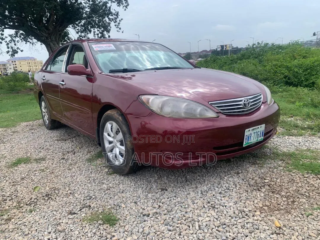 Toyota Camry 2004 Red