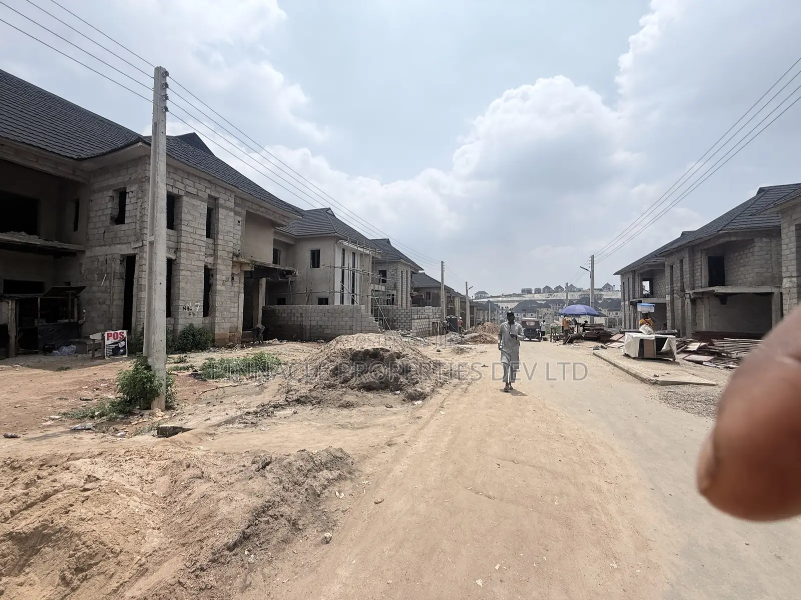 5bdrm Duplex in Admiralty Estate for sale