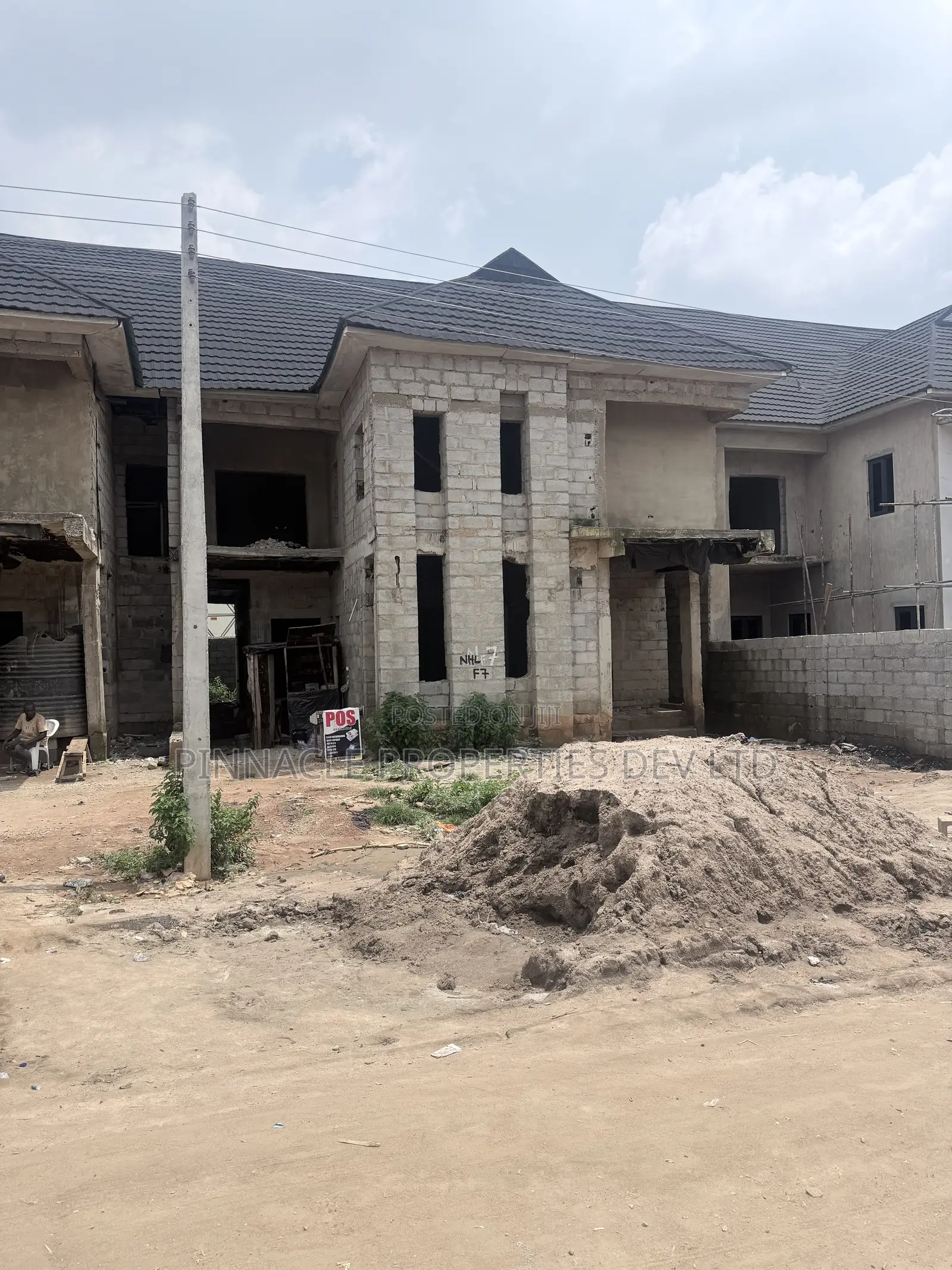 5bdrm Duplex in Admiralty Estate for sale