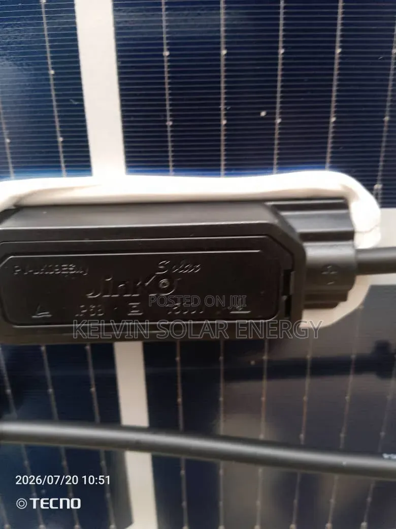 750watts Jinko Panel
