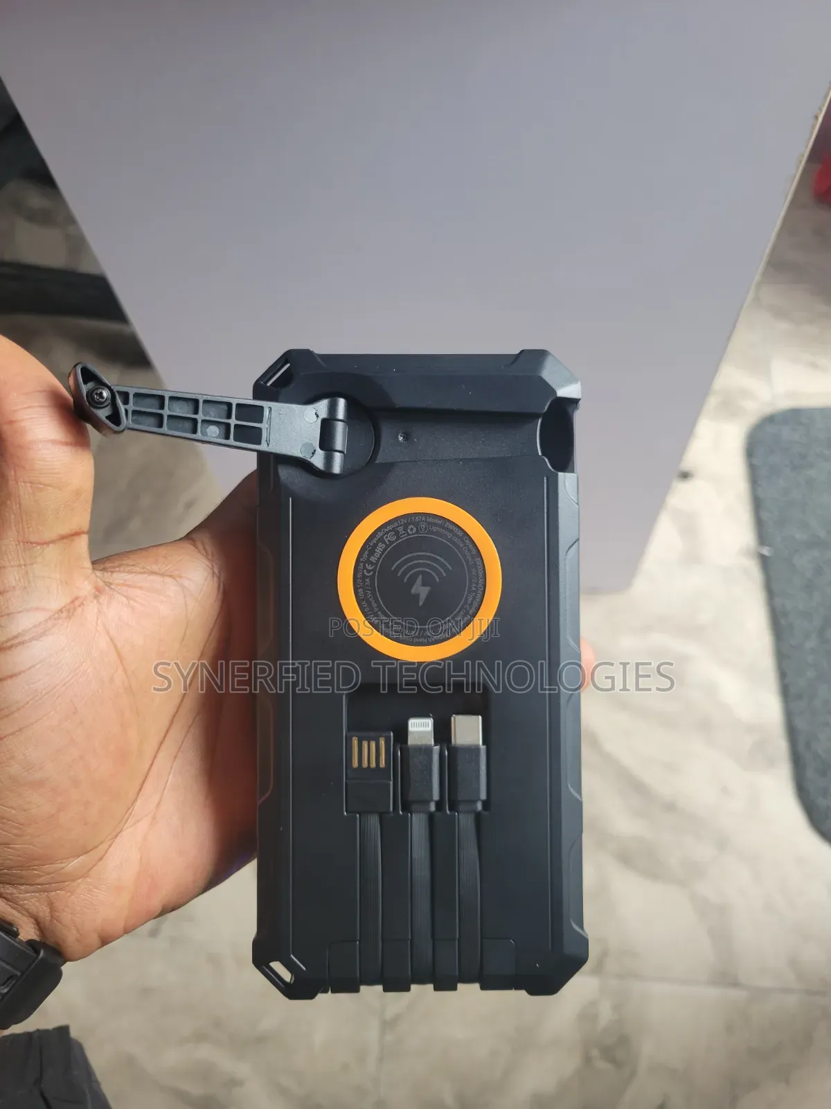 Hand Crank Generator Solar PowerBank 3 in 1 With Built-in Cables