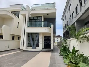 5bdrm Duplex in Lekki Phase 1 for sale