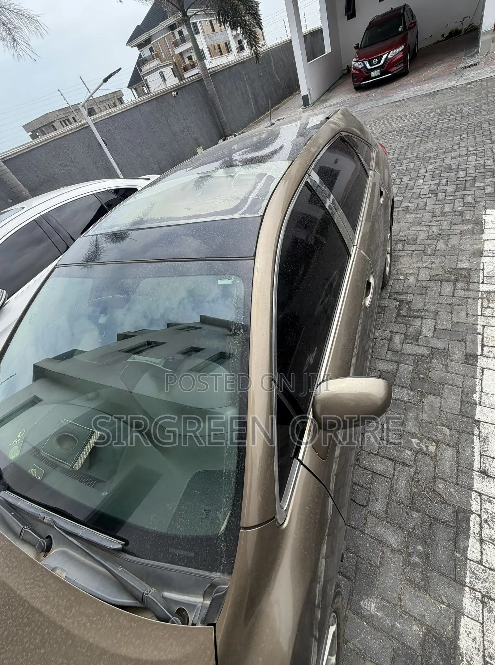 Toyota Venza 2011 Gold