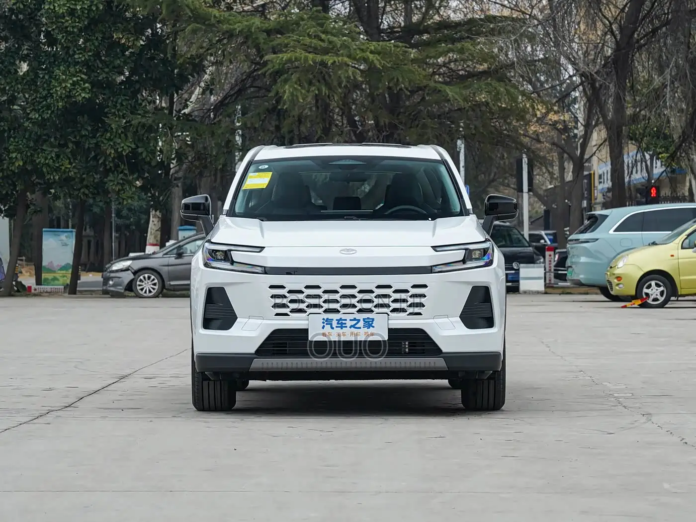 Toyota Frontlander 2025 White