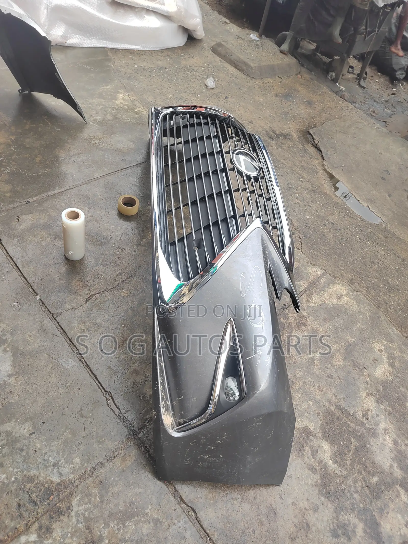 Complete Front Bumper Lexus Es350 2018