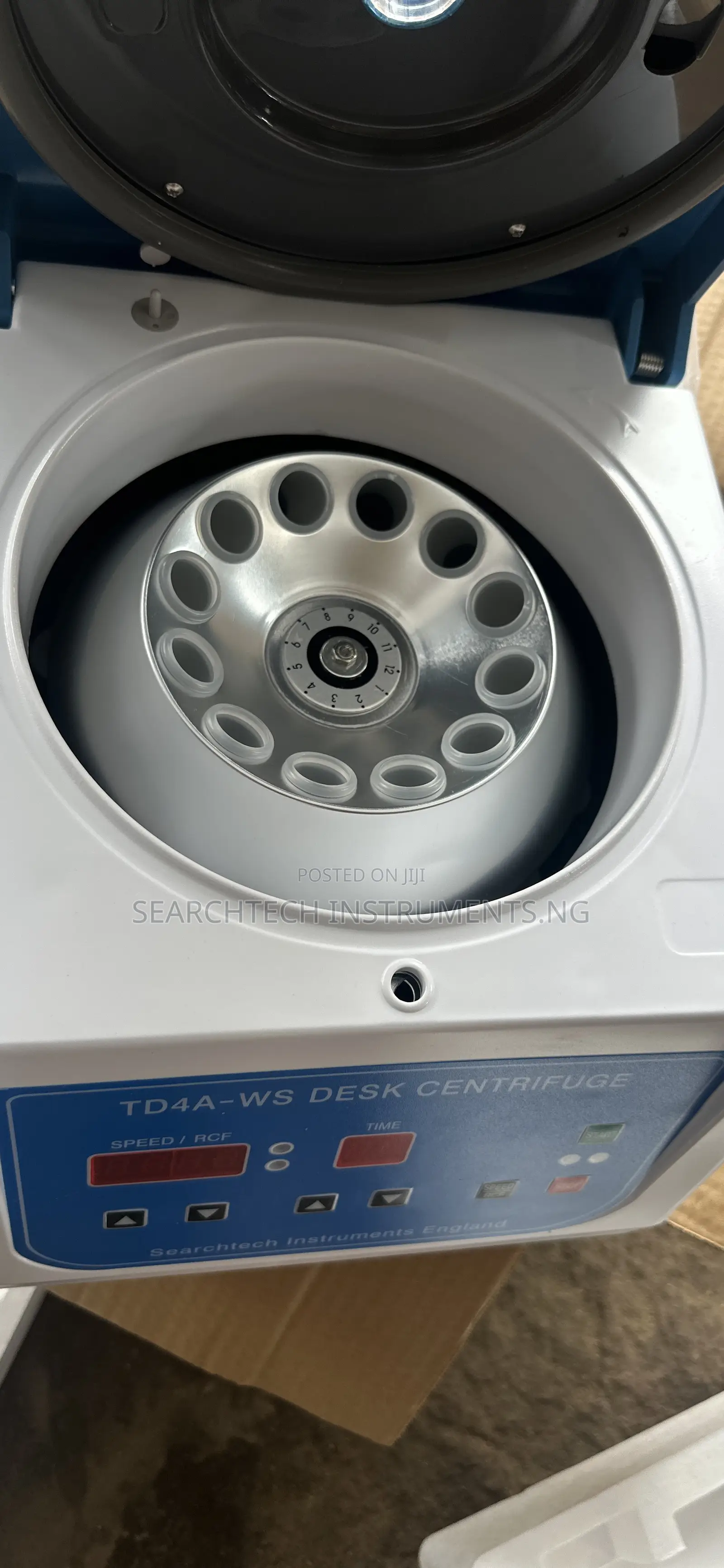 12 Buckets Centrifuge Digital