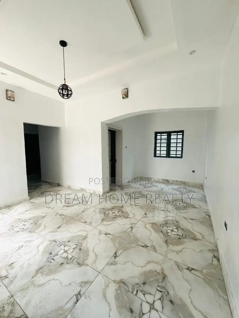 2bdrm Apartment in Ikota for rent