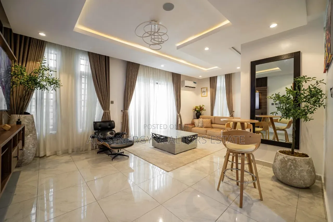 Furnished 2bdrm Apartment in Ologolo for sale