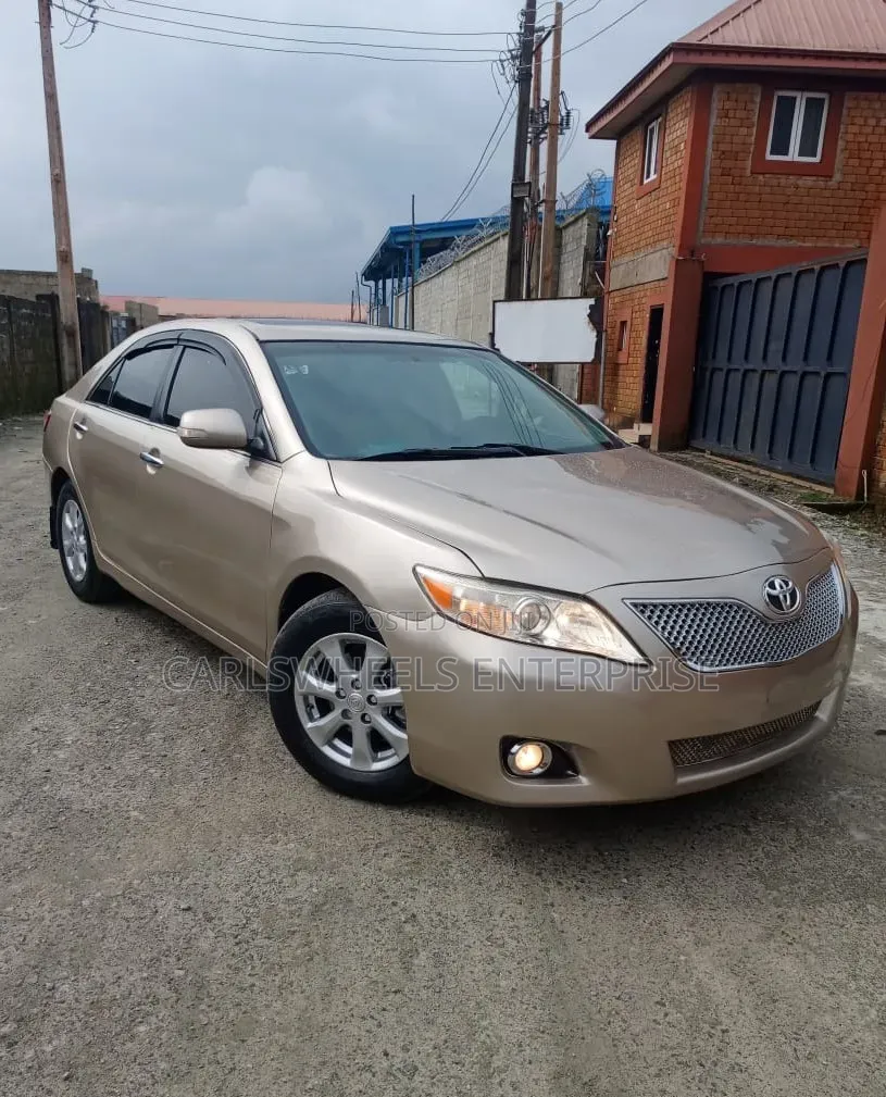 Toyota Camry 2007 Gold