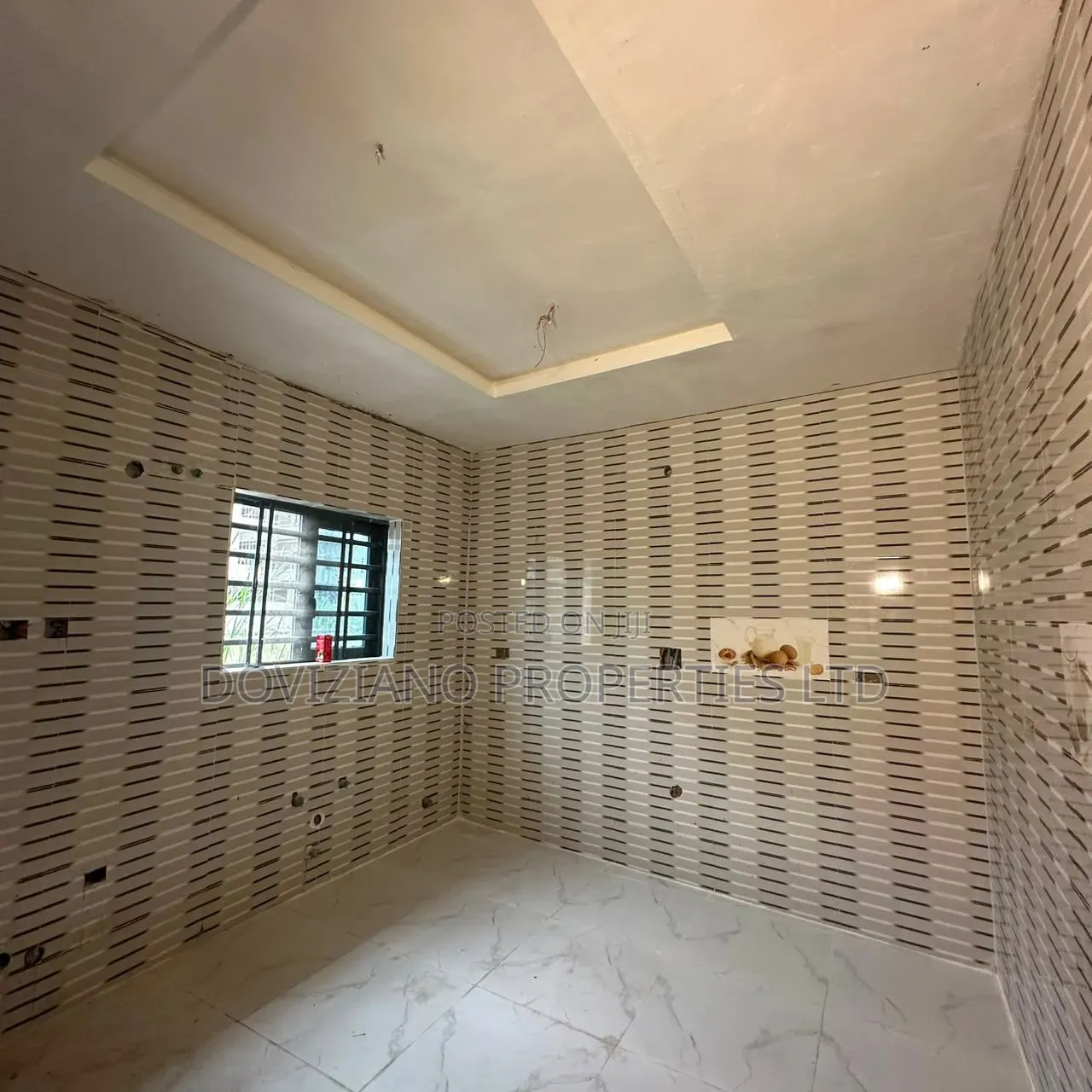 4bdrm Duplex in Ikota for sale