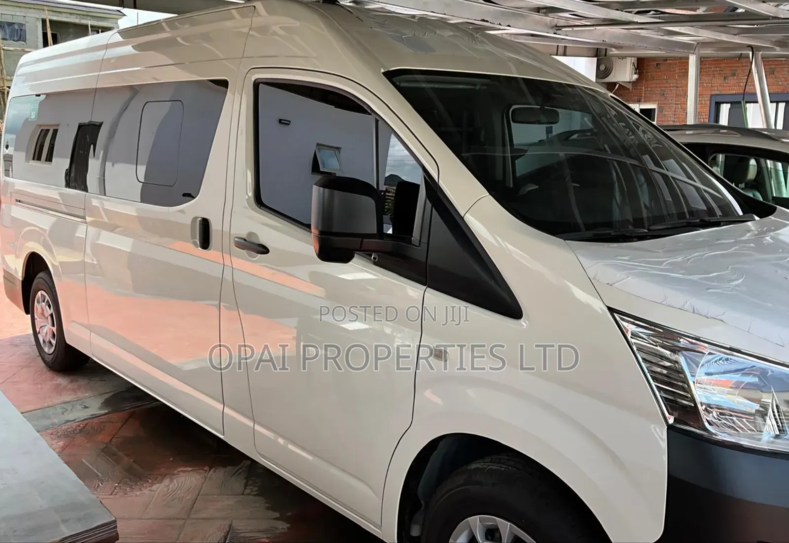 Toyota HiAce 2025 White