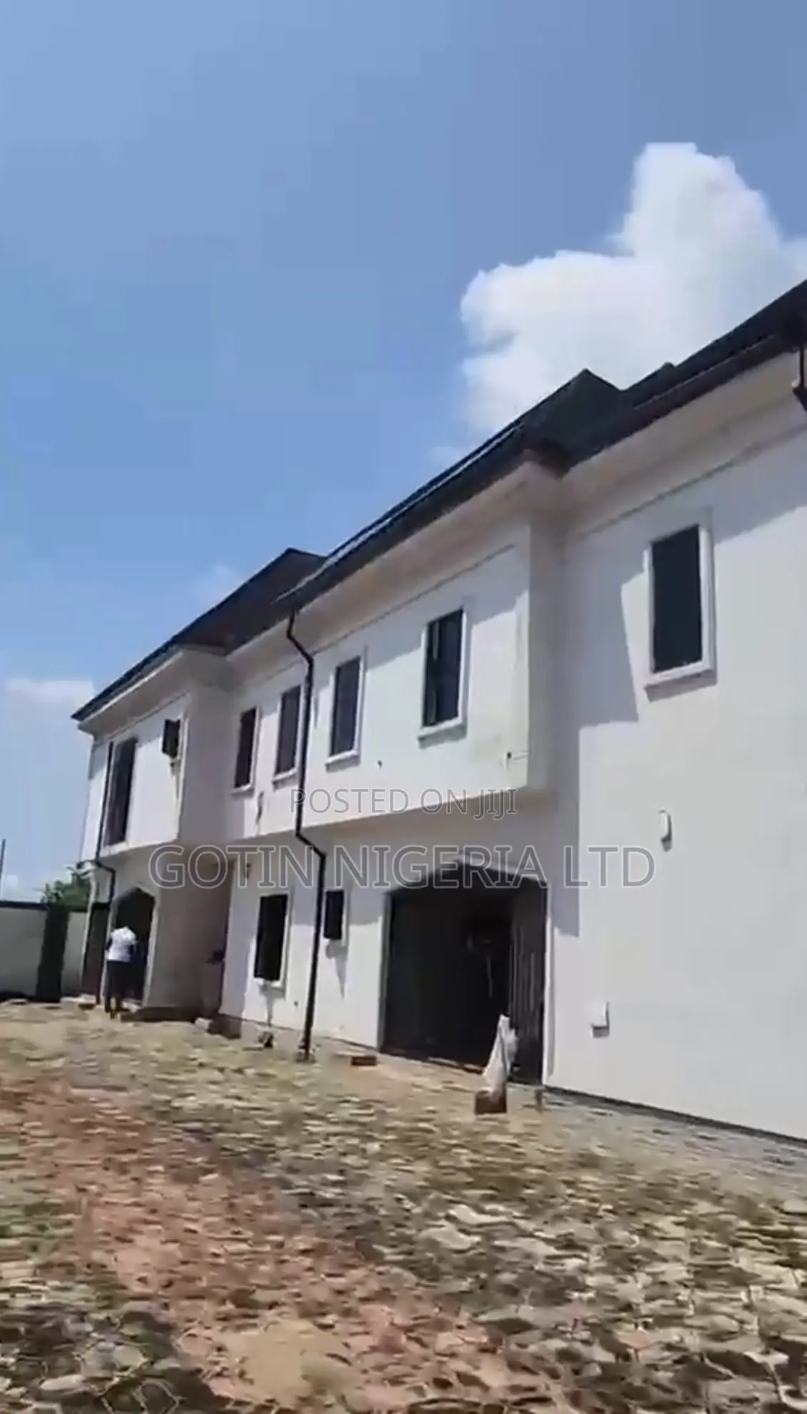 3bdrm Block of Flats in Benin City for sale