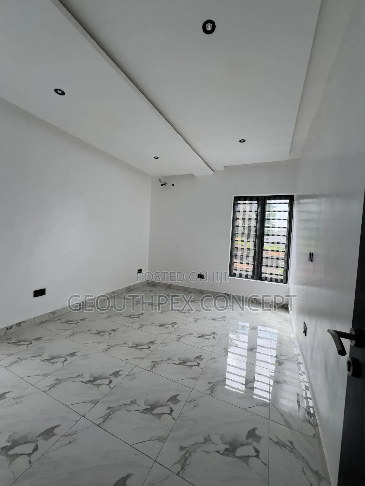 4bdrm Duplex in Ibadan for sale